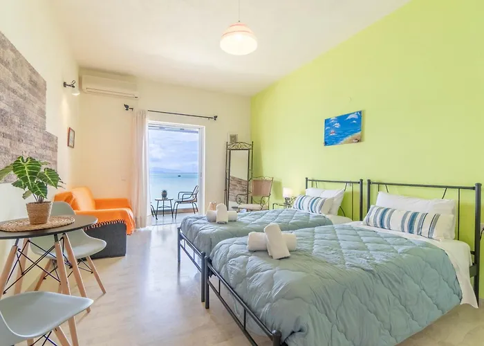 Nikos Seaside 3 *