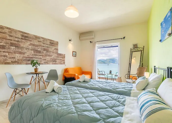 Апартаменты Nikos Seaside 3 *