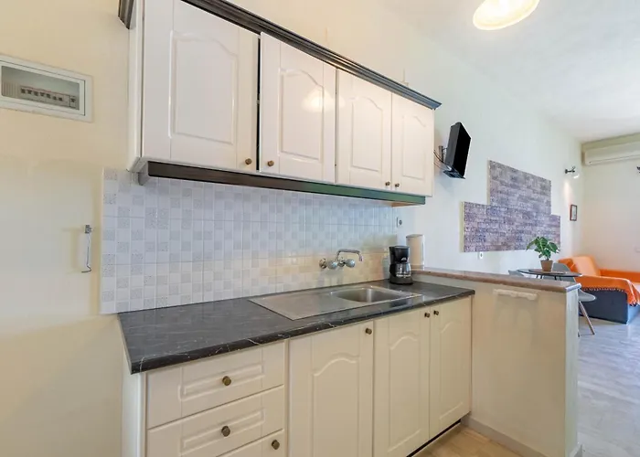 Nikos Seaside 3 Apartament Agia Pelagia Chlomou