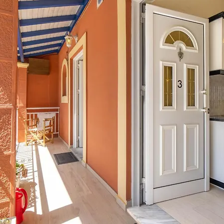 Nikos Seaside 3 * Ajía Pelajía Hlomú